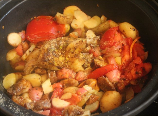 tagine, Moroccan, quail, tomato, potato, fig, apricot, leek, recipe